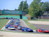 bon_0988-jpg-partenza-gara-gt-endurance